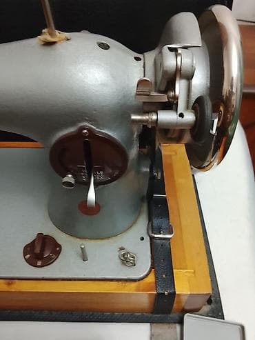 Tikiş maşınları: Tikiş maşını Elektromexaniki, 1 saplı, Ünvandan götürmə — 3