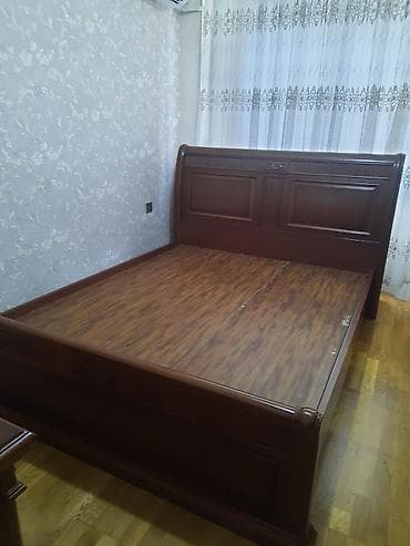 kunc divan kreditle: Klassik üslubda yataq otağı dəsti Tərkibi: - 3 qapılı iri qarderob — 3