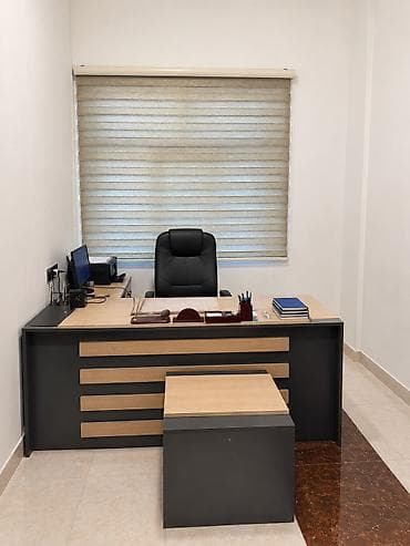 2 el calışma masası: İşlənmiş, Müdir üçün, Künc masa — 1