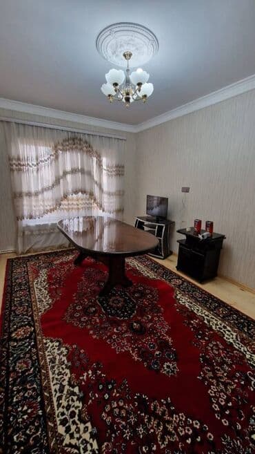 Xətai rayonu,Neapol dairəsi yanı,9 mərtəbəli,leninqrad layihəli