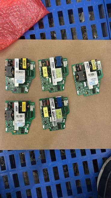 07 şəkilləri: Məhsul: Proyektor lampaları və modul kolbalar toplusu Təsvir: - — 25