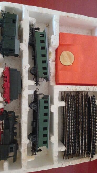 Bıçaqlar: 1983 ilin Alman Demokratik Respublikasının istehsalı.42 ilin uşaq — 3