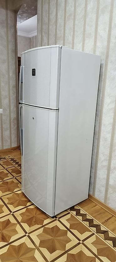 ev ucun buxar aparati: İşlənmiş 2 qapılı Sharp Soyuducu Satılır, rəng - Boz, Təkərli — 2