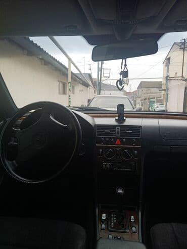 Аксессуары и тюнинг: Mercedes-Benz C-Class: 1.8 л | 1998 г. Седан — 10