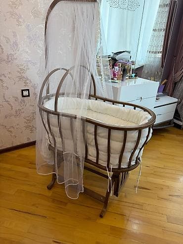 Oğlan və qız üçün, Yumru, Beşik, Dəst ilə, Matras ilə, Yellənmə mexanizm ilə