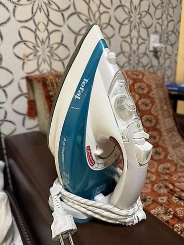 Tefal Aquaspeed buxarlı ütü - Güclü buxar və şaquli buxarlama imkanı