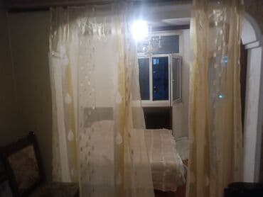 Kasalar: 1 otaqlı mənzil – geniş zal və ayrıca yataq zonası - Plan: Geniş — 4