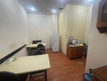 kirayə ofislər: Nərimanov metrosuna yaxın yol kənarı bizness mərkəzinə yaxın ümumi — 3