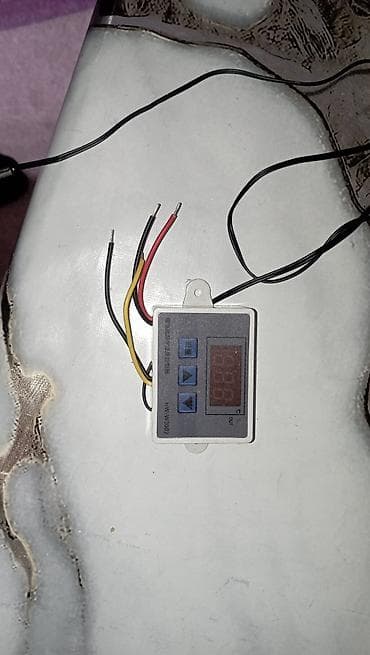 Konteynerlər: HW-W3002 rəqəmsal temperatur nəzarətçisi - Ölçmə aralığı: -50°C – — 1