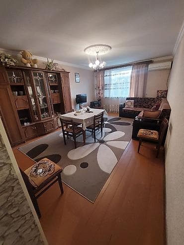 Mənzillər: Bakı, Lökbatan qəs., 2 otaqlı, Köhnə tikili, m. Avtovağzal, 50 kv. m — 1