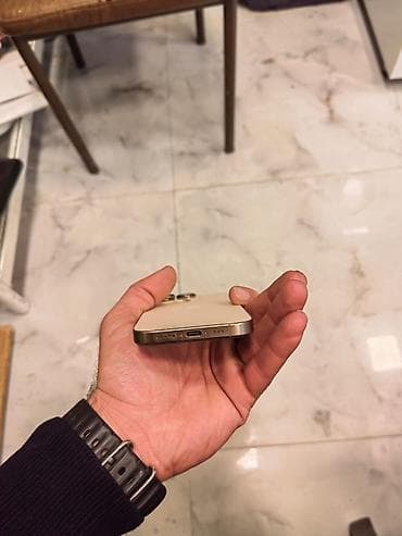 iphone 5s plata satiram: IPhone 16 Pro, 256 GB, Qızılı, Face ID — 5