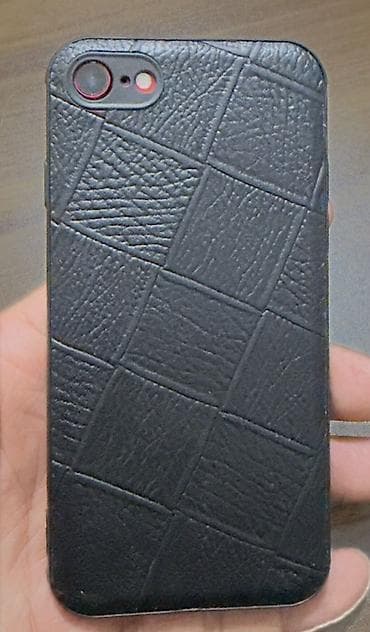 televizor sharp aquos: IPhone 7, Ağ, Barmaq izi — 2