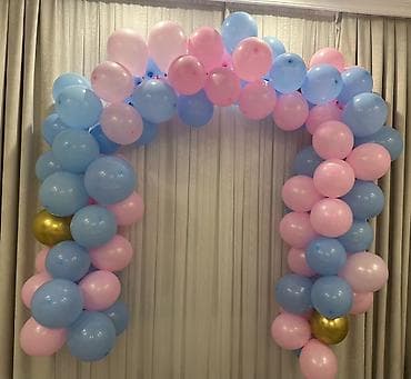 ad gunu dekoru: Şar bəzəyi – dekorativ qövs kompozisiyası - Rəng palitrası: açıq mavi — 1