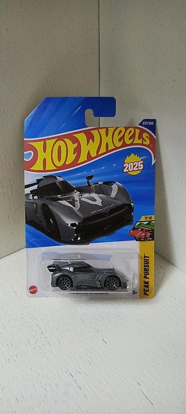 İdman və hobbi: Hot Wheels die-cast model – Peak Pursuit (2025 seriyası) - Miqyas — 1