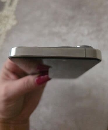 Mercedes-Benz: IPhone 15 Pro Max, 256 GB, Desert Titanium, Face ID — 3