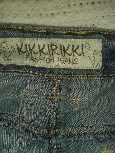 Sviterlər: Kiki rikki brendinden jeans. Az geyinilib. Ele veziyyetdedi. S razmer — 2