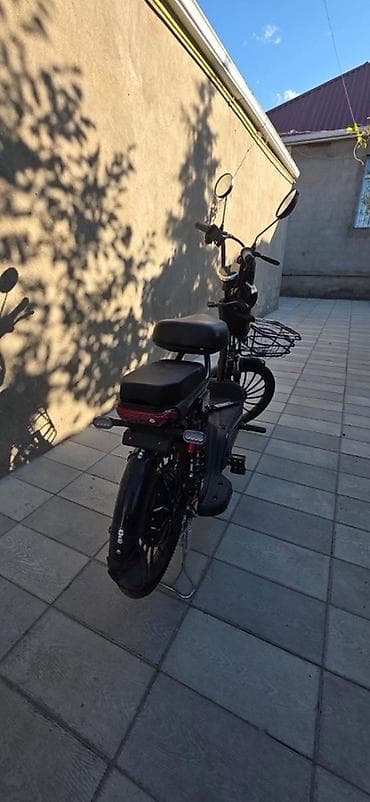 Elektrik skuter/velosiped hibridi – şəhər daxili rahat və səssiz gediş lalafo.az -da Elektrik skuter/velosiped hibridi – şəhər daxili rahat və səssiz gediş