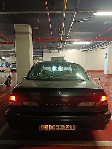Nəqliyyat: Nissan Maxima: 2.4 l | 1998 il Sedan — 2