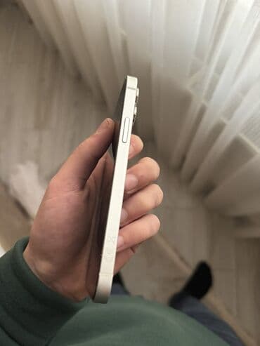 qaz peci işlənmiş: IPhone 12, 64 GB, Ağ, Face ID — 3