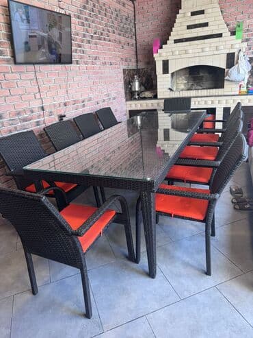 heyet ucun oturacaqlar: İşlənmiş, Açılmayan, Kvadrat masa — 1