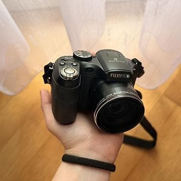 Фотоаппараты: Fujifilm FinePix S seriyası fotokamera - 14 MP sensor (gövdə üzərində — 3
