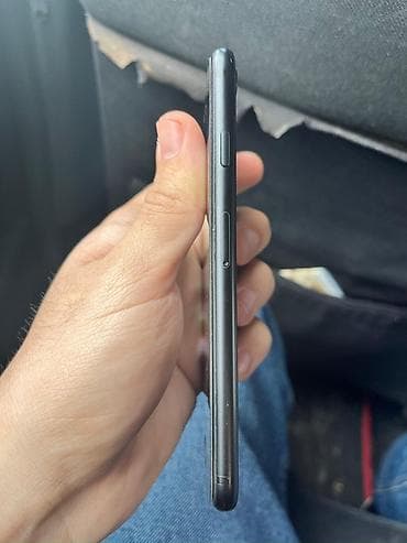 noutbuklar ikinci əl: IPhone SE 2020, 64 GB, Qara, Barmaq izi — 4