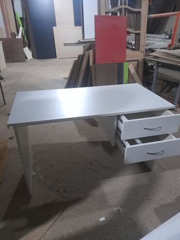 komputer alışı: Kompüter masası, Yeni, Açılan, Laminat, Kvadrat masa — 3