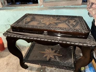 Taxta nərd dəsti – əl işidir - Material: bərk ağac, cilalanmış və