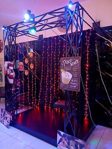 İstehsal avadanlığı: Salam səhnə satılır üstündə işıq sistemidə verilir kiçik abyektlər — 2