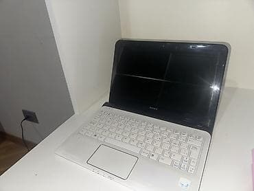 iphon 6: Sony VAIO noutbuk Sarj cihazı verilir Yaddaş:4 gb - Rəng: ağ qapaq — 4