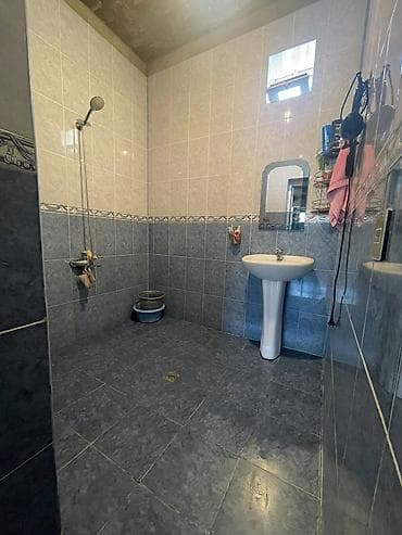Дома: Поселок Бинагади 6 комнат, 300 м² — 9