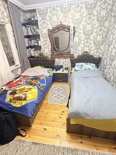 tek krafat: İki ədəd tək nəfərlik çarpayı dəsti - Ölçü: standart tək nəfərlik. - — 1