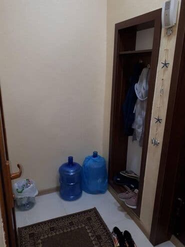 1 комнатная квартира снять: Nizami metrosuna yaxin 6 mertebeli binanın 3-cu mərtəbəsində yerləşən — 5