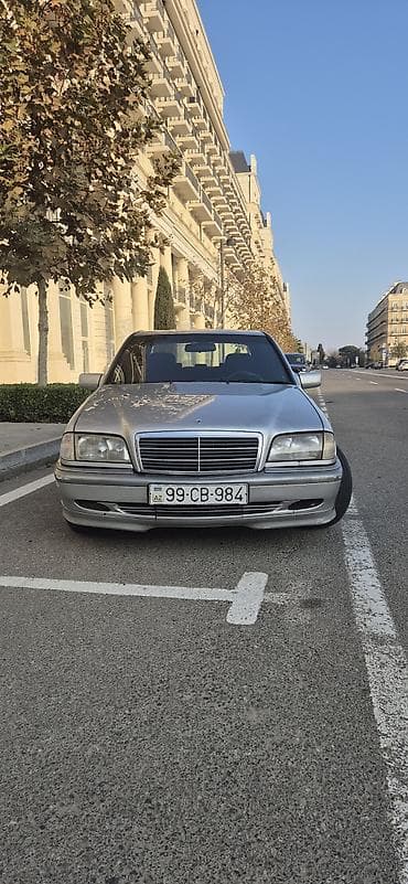 mersedes satilir: Mercedes-Benz C-Class: 2.2 l | 2000 il Sedan — 7