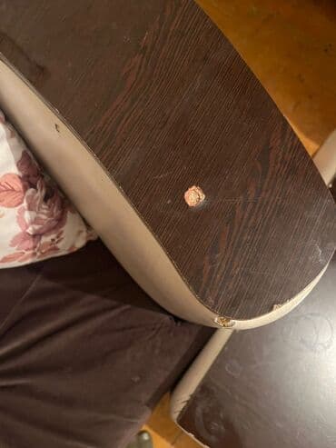 кока кола буквы под крышкой: Künc divan, İşlənmiş — 3