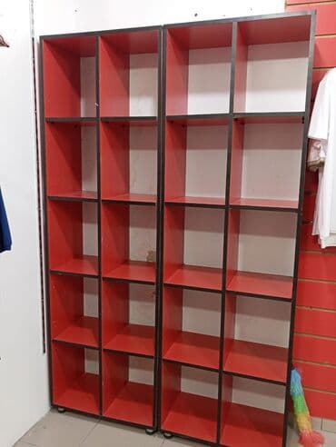 Avtoservis avadanlıqları: Mağaza üçün mebel dəsti - Rəng: qırmızı (qara kənar haşiyələr) - — 1