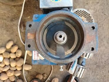 холодильник для магазина: Qranul yem makinası 1 ay işlənilib təcili satılır — 5