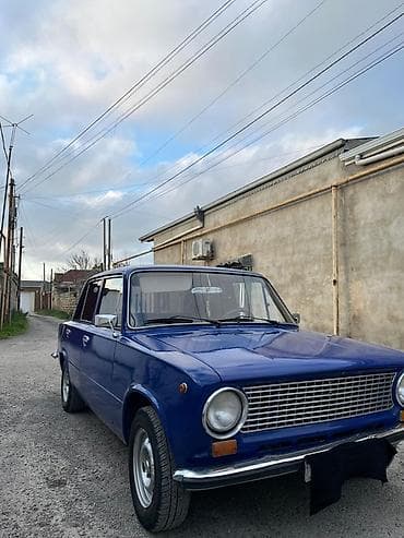 1989 bmw: VAZ (LADA) 2101: 1.6 l | 1989 il 96336 km Sedan — 3