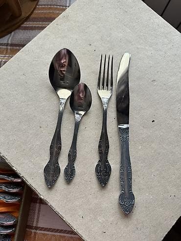 stolustu sufreler: Sovet istehsalı 24 hissəli süfrə ləvazimatı dəsti Məhsul təsviri: - — 2