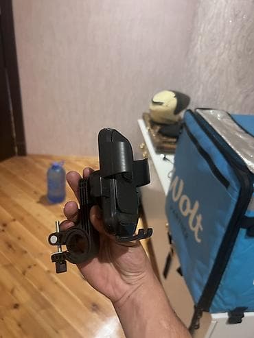 w211 acar: Velosiped/Motosiklet üçün telefon tutacağı - Rəng: qara - Sükan — 3