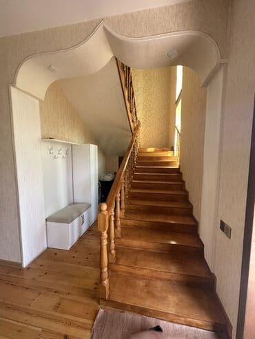 qutqaşınlı küçəsi: 7 otaqlı, 144 kv. m, Orta təmir — 20