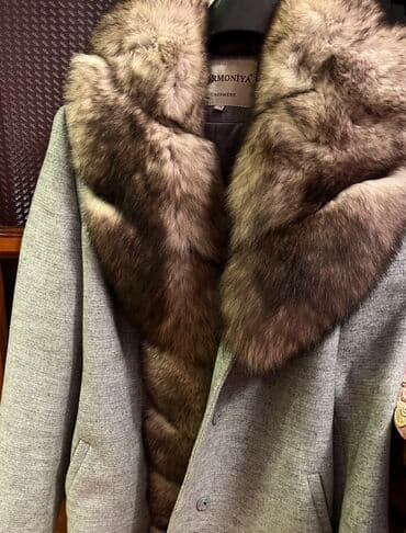 marmotdan qadın şubaları: Palto-çox az istifadə olunub.Demək olar yeni kimidir.Rəngi bozdur.Xəzi — 1