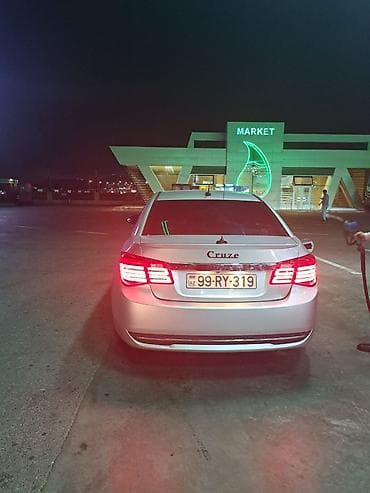 masin sat: Chevrolet Cruze: 1.4 l | 2014 il 320000 km Sedan — 4