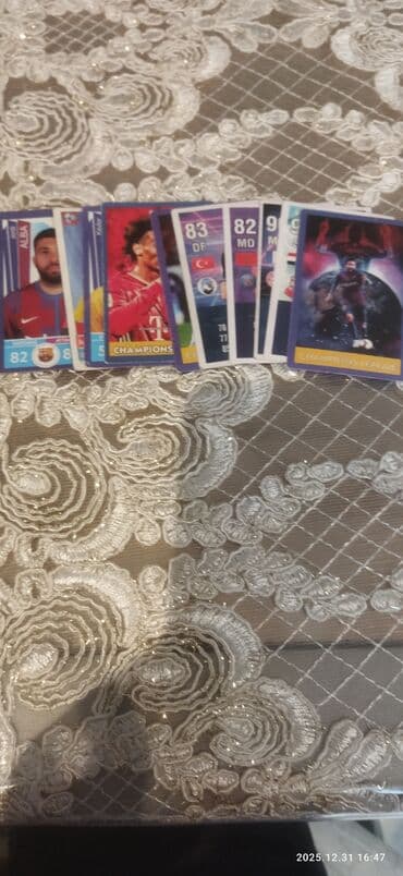 Yemək masaları, oturacaqları: 10 ədəd futbol kartı — 5