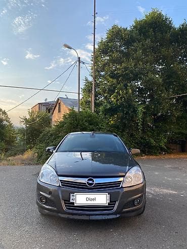 opel spoiler: Opel Astra: 1.3 l | 2008 il 521000 km Hetçbek — 1