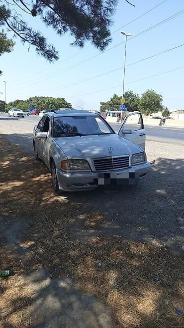masin satis saytlari: Mercedes-Benz C 180: 1.8 l | 1994 il Sedan — 5