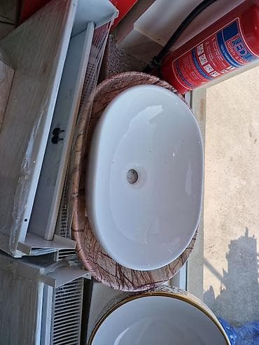 tülpan buket: Masaüstü qoyulan seramik əl-üz yuma qabları (lavabolar) Məhsul — 1