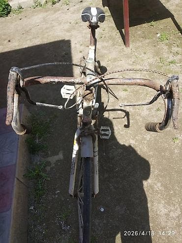 velosiped 3 tekerli: Velosiped – Saifute (sağ-sol çərçivədə “Saifute” yazısı). Şose tipli — 2