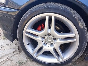 larzon diskler: Mercedes-Benz üçün 18" AMG üslublu yüngül lehimli disklər və təkər — 4