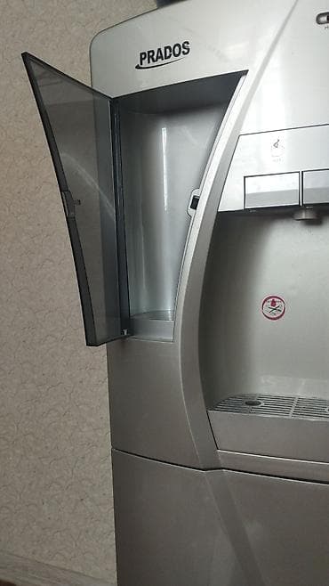 PRADOS brendinin döşəmə tipli su dispenseri - Üç rejimli işıq — 5